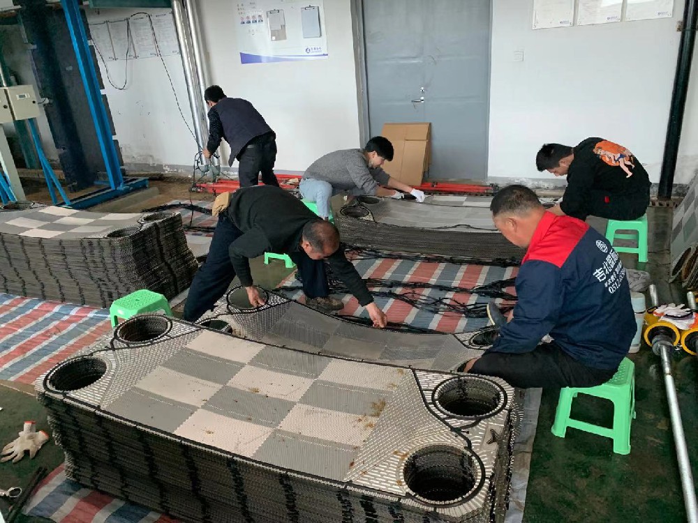 板式換熱器維保配件更換
